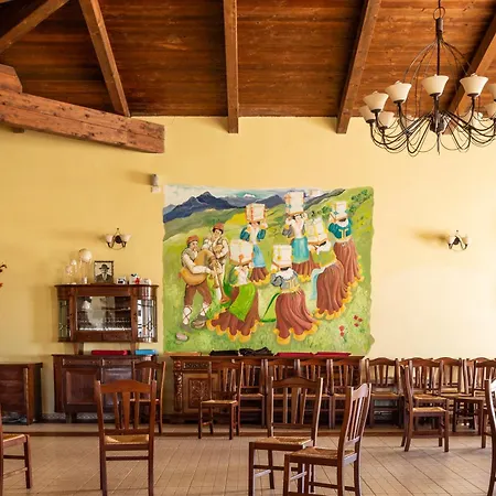Pinelli Casa di campagna *